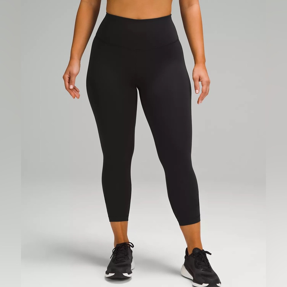 Lululemon Athletica Black Wunder Train Contour Fit High-Rise Tight 25"